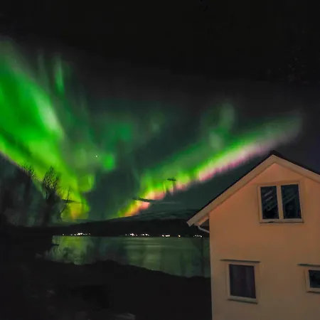 Malangen Lodge Tromso Exterior photo